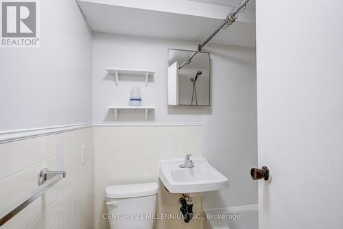 593 Vaughan Road, Toronto (Oakwood Village), ON - Indoor Photo Showing Bathroom