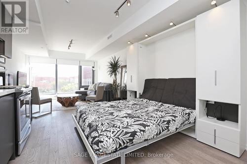 605 - 60 Colborne Street, Toronto, ON - Indoor Photo Showing Bedroom