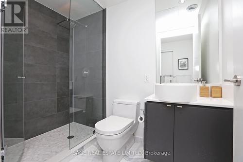 605 - 60 Colborne Street, Toronto, ON - Indoor Photo Showing Bathroom