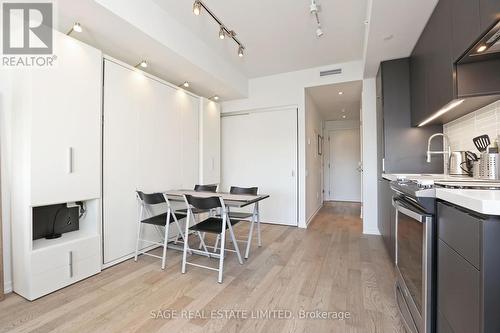 605 - 60 Colborne Street, Toronto, ON - Indoor Photo Showing Kitchen With Upgraded Kitchen