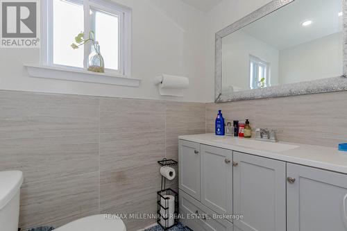 48 Garside Crescent, Brampton, ON - Indoor Photo Showing Bathroom