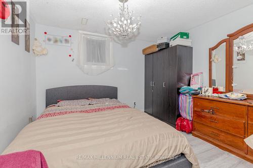 48 Garside Crescent, Brampton, ON - Indoor Photo Showing Bedroom