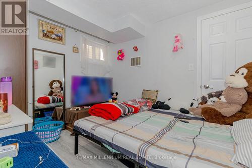 48 Garside Crescent, Brampton, ON - Indoor Photo Showing Bedroom