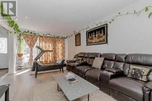 48 Garside Crescent, Brampton, ON - Indoor Photo Showing Living Room