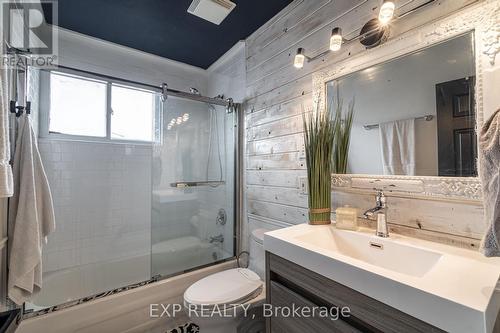 886 Reytan Boulevard, Pickering, ON - Indoor Photo Showing Bathroom