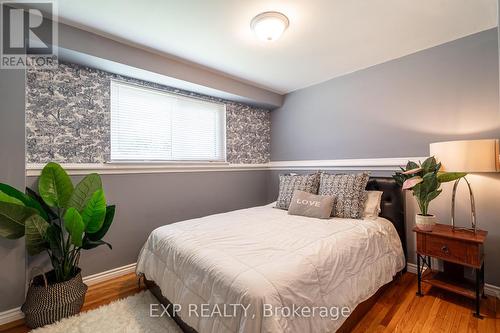 886 Reytan Boulevard, Pickering, ON - Indoor Photo Showing Bedroom