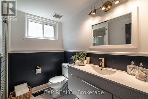 886 Reytan Boulevard, Pickering, ON - Indoor Photo Showing Bathroom