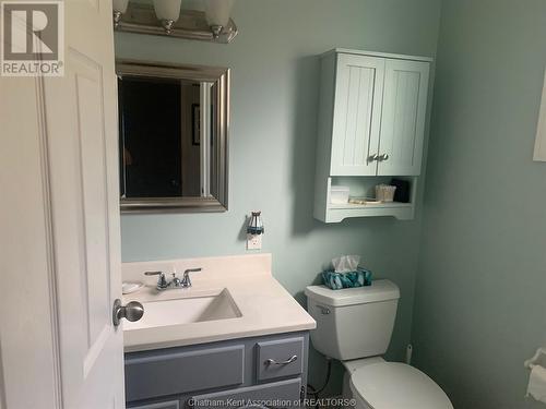 31 Monarch Drive, Chatham, ON - Indoor Photo Showing Bathroom