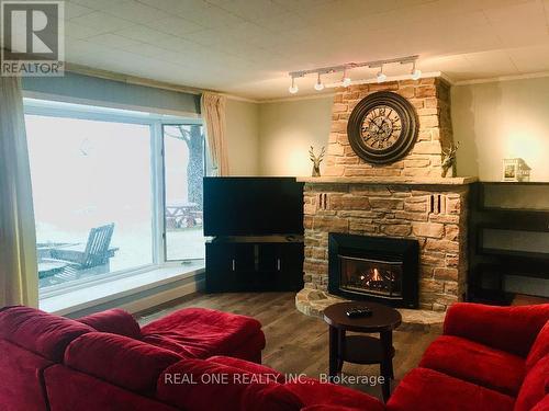 3 Lambrook Drive, Georgina, ON - Indoor Photo Showing Living Room With Fireplace