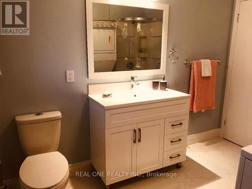 3 Lambrook Drive, Georgina, ON - Indoor Photo Showing Bathroom