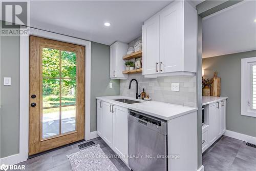 768 10Th Line, Innisfil, ON - Indoor Photo Showing Laundry Room