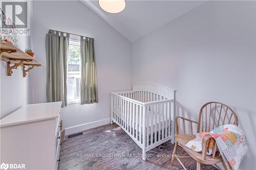 768 10Th Line, Innisfil, ON - Indoor Photo Showing Bedroom