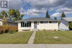 4616 33 Avenue SW  Calgary, AB T3E 0Y7