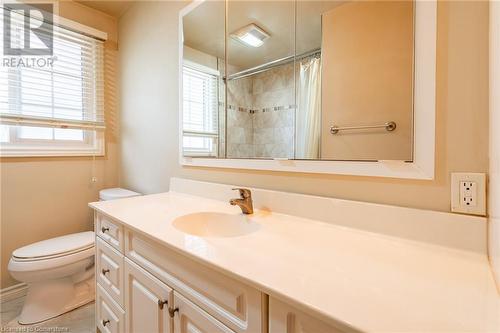 555 Letitia Court, Burlington, ON - Indoor Photo Showing Bathroom