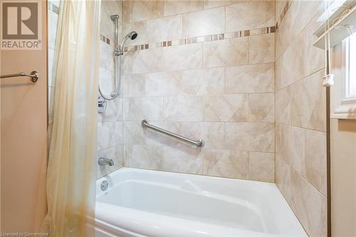 555 Letitia Court, Burlington, ON - Indoor Photo Showing Bathroom