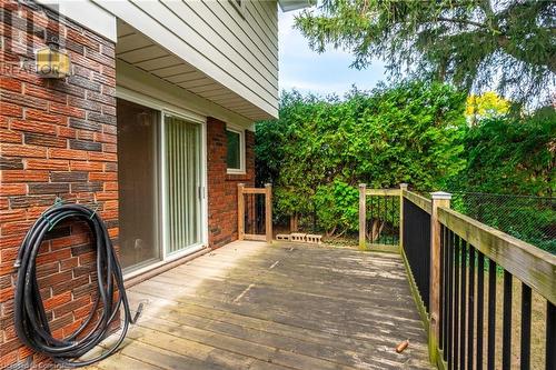 555 Letitia Court, Burlington, ON - Outdoor With Exterior