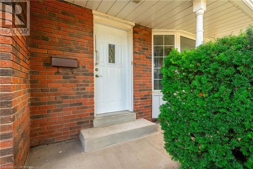 555 Letitia Court, Burlington, ON - Outdoor With Exterior