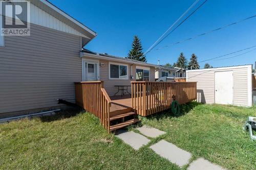 224 Penswood Way Se, Calgary, AB - Outdoor With Exterior