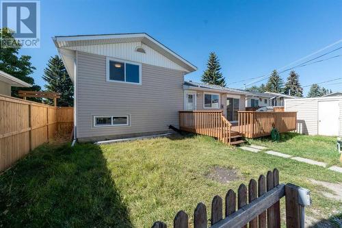 224 Penswood Way Se, Calgary, AB - Outdoor With Exterior