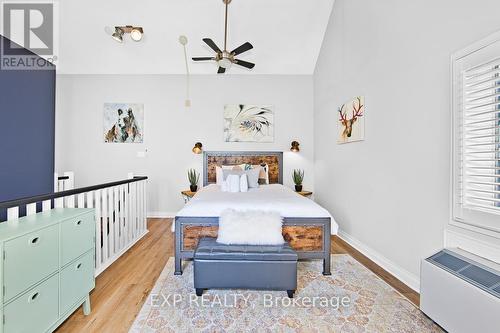 510 - 796468 19 Grey Road, Blue Mountains, ON - Indoor Photo Showing Bedroom