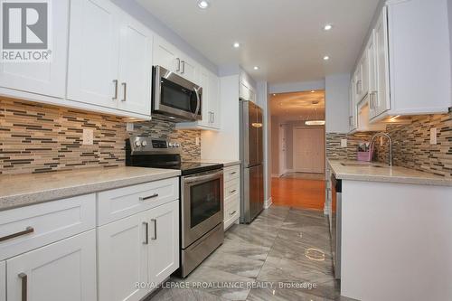 1604 - 3151 Bridletowne Circle, Toronto (L'Amoreaux), ON - Indoor Photo Showing Kitchen With Stainless Steel Kitchen With Upgraded Kitchen