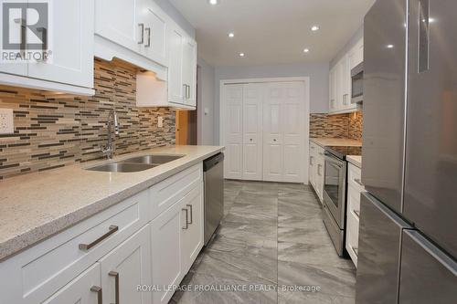 1604 - 3151 Bridletowne Circle, Toronto (L'Amoreaux), ON - Indoor Photo Showing Kitchen With Double Sink With Upgraded Kitchen