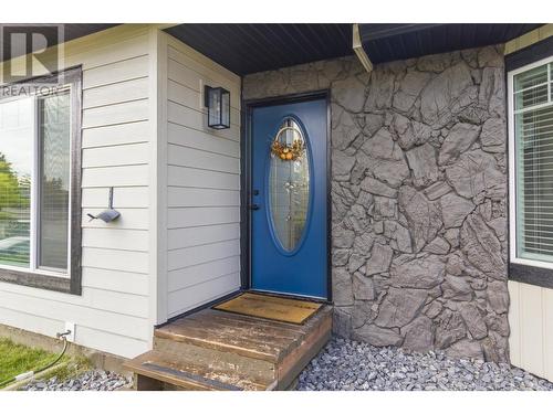 2114 Fleming Place, Kamloops, BC - Outdoor With Exterior