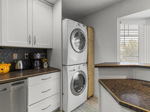 2114 Fleming Place, Kamloops, BC - Indoor Photo Showing Laundry Room