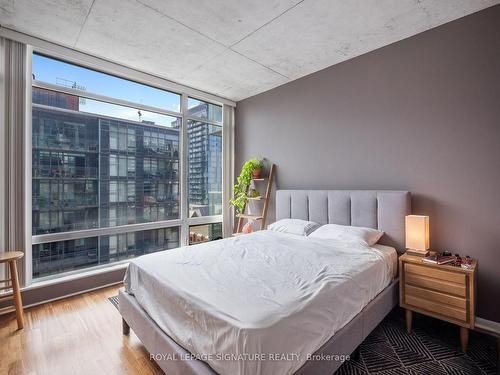 1026-333 Adelaide St E, Toronto, ON - Indoor Photo Showing Bedroom