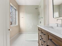 Ensuite bathroom - 