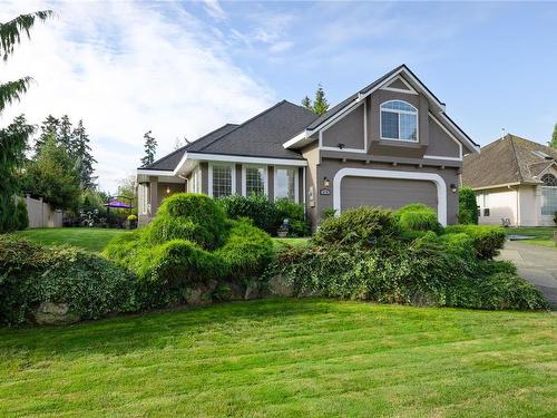 878 Fairways Dr, Qualicum Beach, BC 