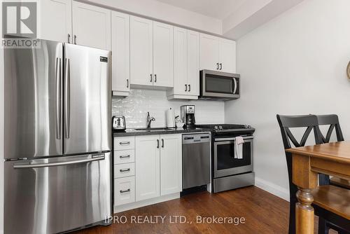 16 - 1869 Highway 118 West, Bracebridge, ON - Indoor Photo Showing Kitchen