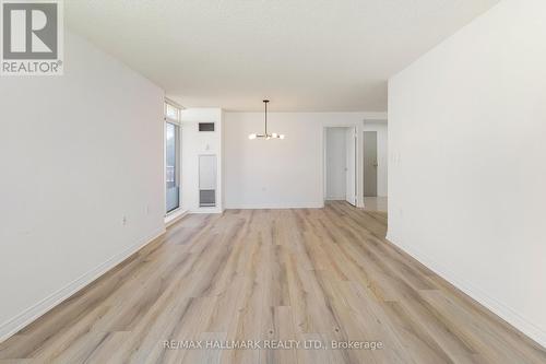 203 - 2100 John Street, Markham, ON - Indoor Photo Showing Other Room