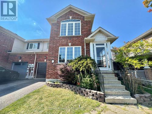 4 Bentley Crescent, Barrie, ON - Outdoor