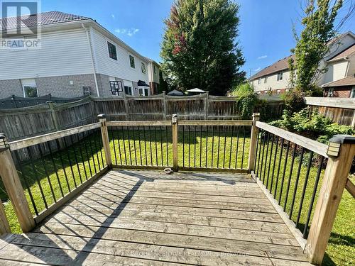 4 Bentley Crescent, Barrie (Holly), ON 