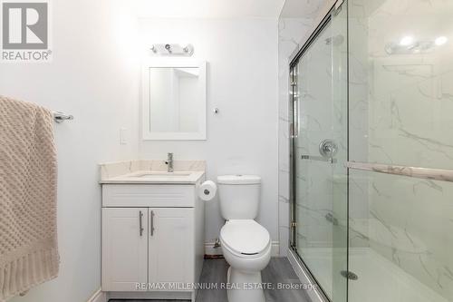 9 Pendulum Circle, Brampton, ON - Indoor Photo Showing Bathroom