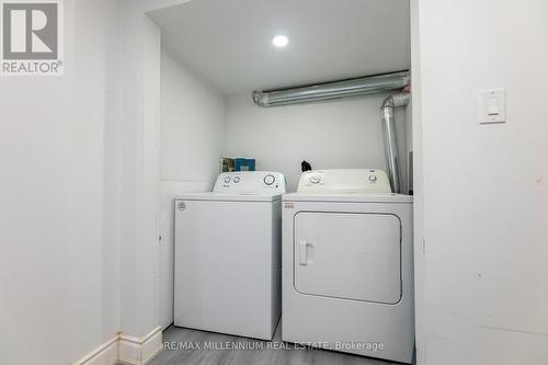 9 Pendulum Circle, Brampton, ON - Indoor Photo Showing Laundry Room