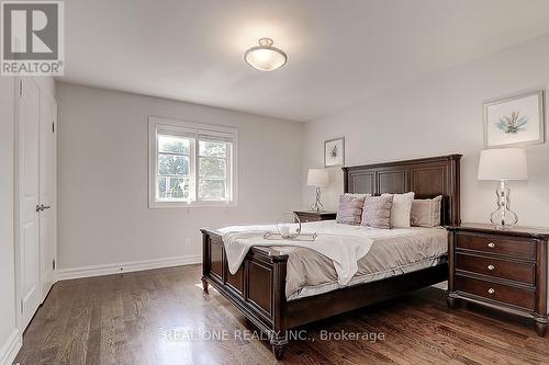 286 Hollywood Avenue, Toronto, ON - Indoor Photo Showing Bedroom