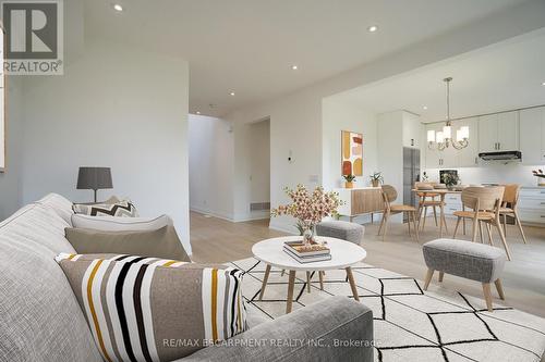 161 Pike Creek Drive, Haldimand, ON - Indoor Photo Showing Living Room