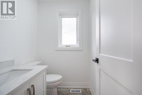 161 Pike Creek Drive, Haldimand, ON - Indoor Photo Showing Bathroom