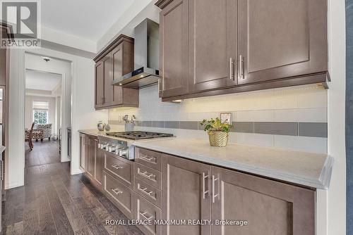 9 Copeland Crescent, Innisfil, ON - Indoor Photo Showing Kitchen