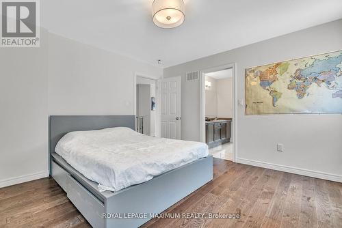 9 Copeland Crescent, Innisfil, ON - Indoor Photo Showing Bedroom