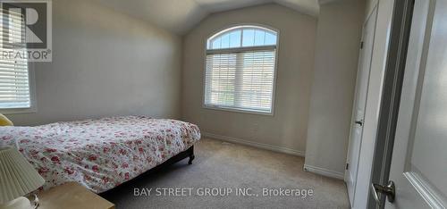 246 Degraaf Crescent, Aurora, ON - Indoor Photo Showing Bedroom