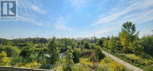 246 Degraaf Crescent, Aurora, ON - Outdoor With View