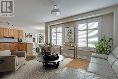 2452 North Ridge Trail, Oakville, ON - Indoor Photo Showing Living Room