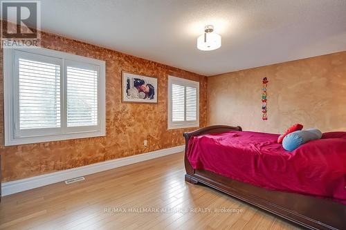 2452 North Ridge Trail, Oakville, ON - Indoor Photo Showing Bedroom