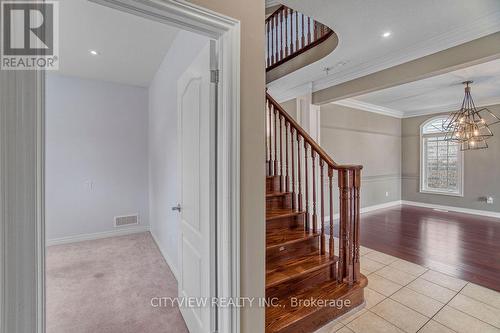 1348 Baseline Road, Hamilton, ON - Indoor Photo Showing Other Room