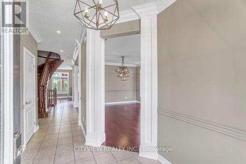 1348 Baseline Road, Hamilton, ON - Indoor Photo Showing Other Room