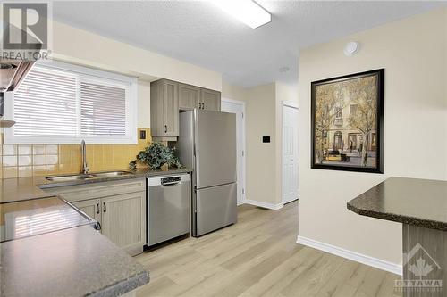 94 Drummond Street E, Perth, ON - Indoor Photo Showing Kitchen With Double Sink