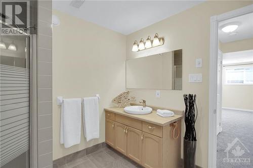 94 Drummond Street E, Perth, ON - Indoor Photo Showing Bathroom